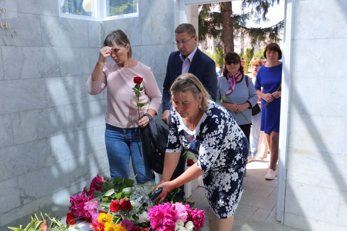 Андриян Григорьевич Николаев фото зал музей