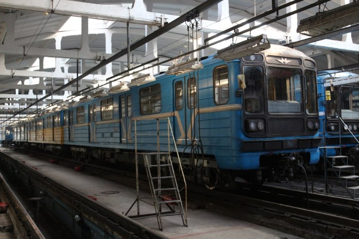 Метро героев Днепра