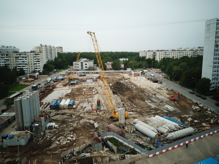 Станция улица Генерала Тюленева