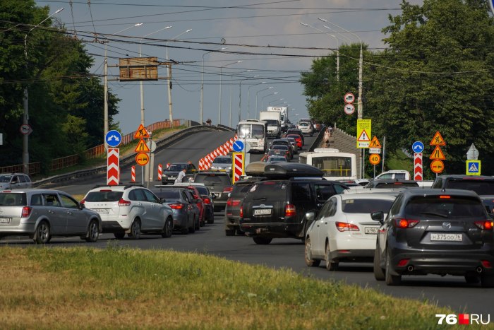 Октябрьский мост Ярославль