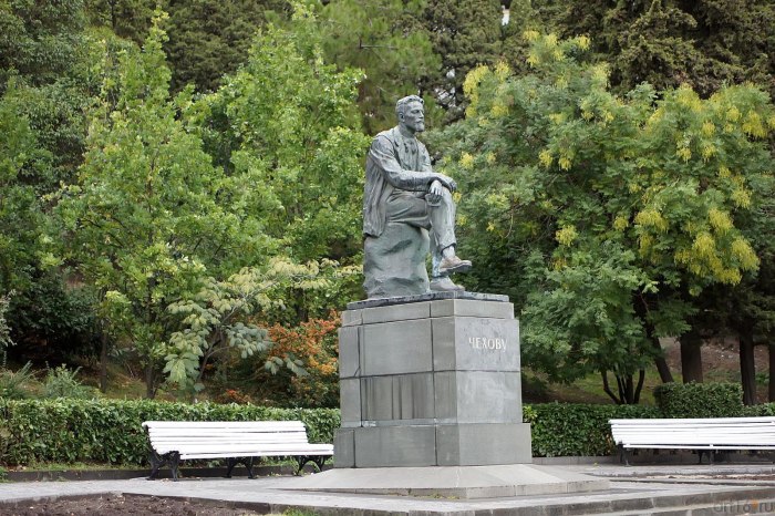Приморский парк Ялта ЖК Зазеркалье