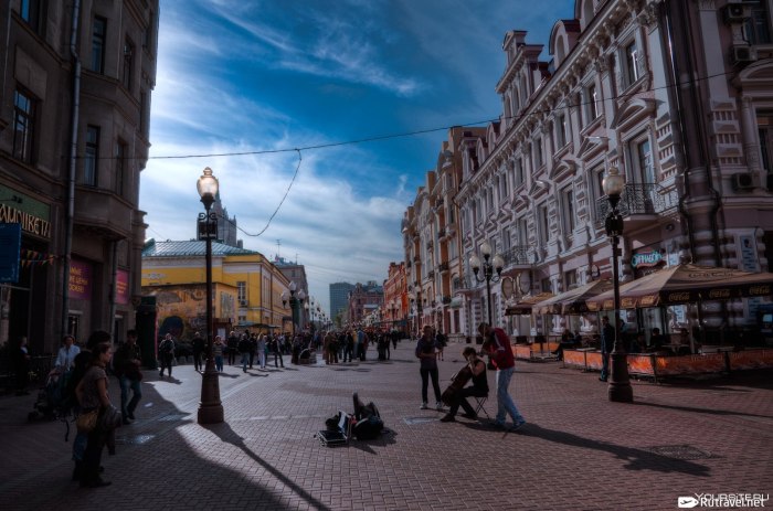 Арбатская улица Москва