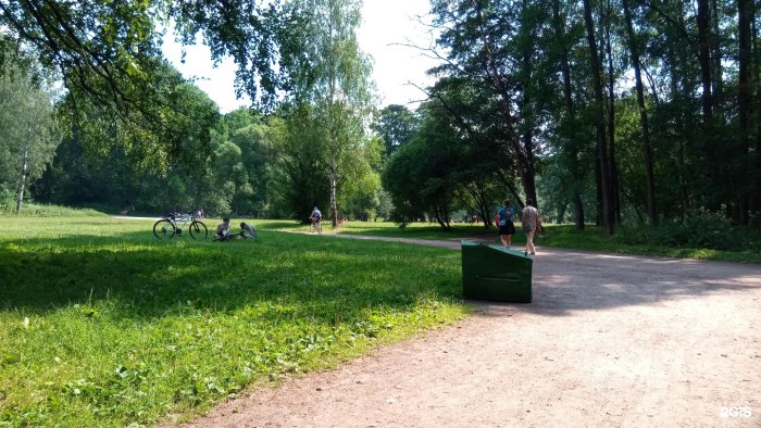 Удельный парк поздней осенью