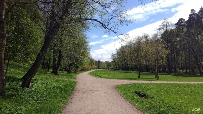 Удельный парк в Санкт-Петербурге Танцплощадка