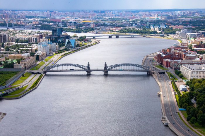 Мост Александра Невского