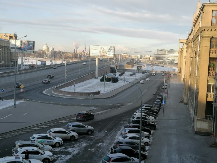 Мост Александра Невского в Санкт-Петербурге