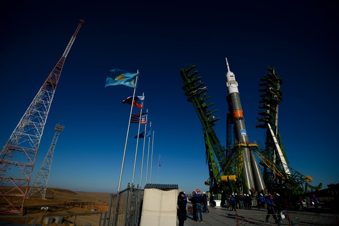 Полёт на космодроме
