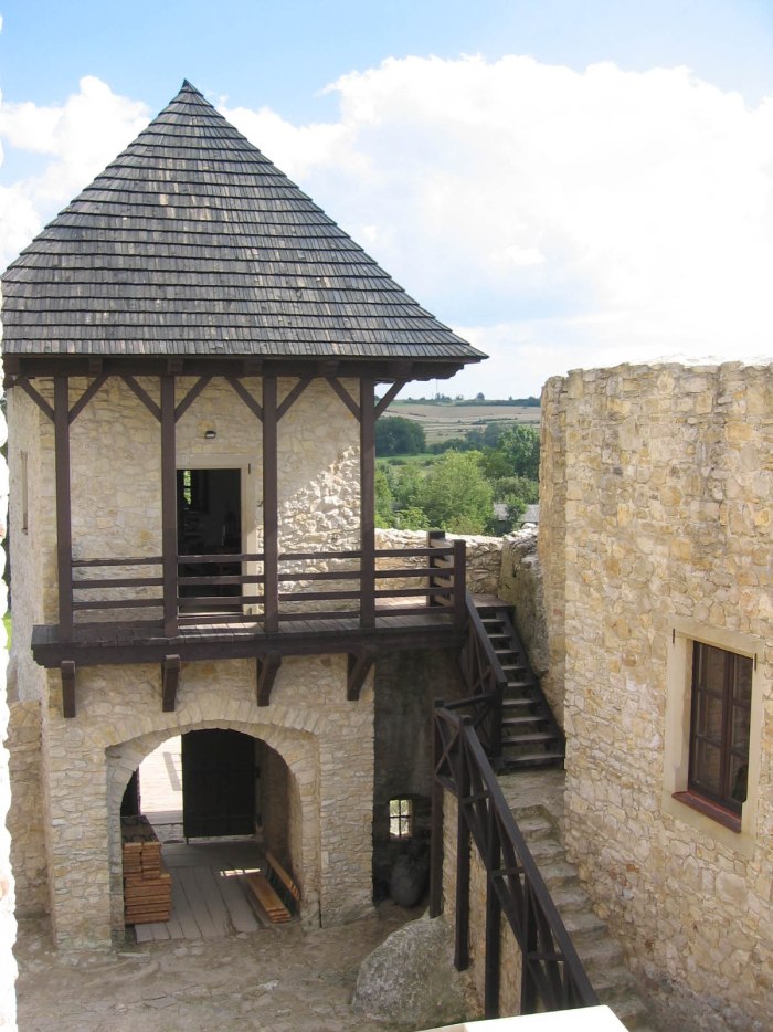 Замок Боболице (zamek w Bobolicach)