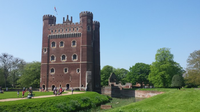 Barracuda Honey's Castle