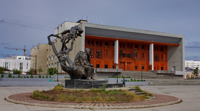 Памятники Республики Саха Якутия