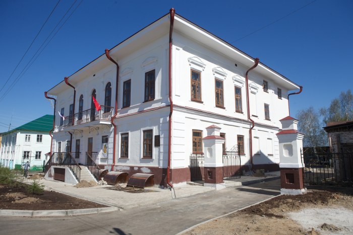 Отреставрированные храмы и здания г Енисейска Красноярский край