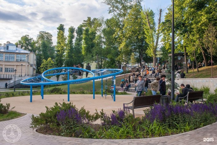 Парк горка Спасоглинищевский переулок