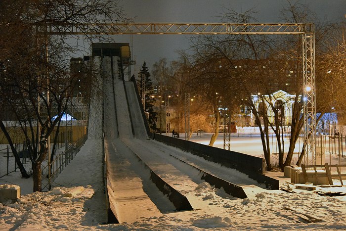 Горка в парке Маяковского Екатеринбург 2022