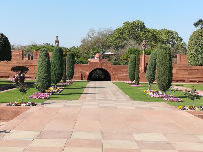 Garden of Five senses Дели