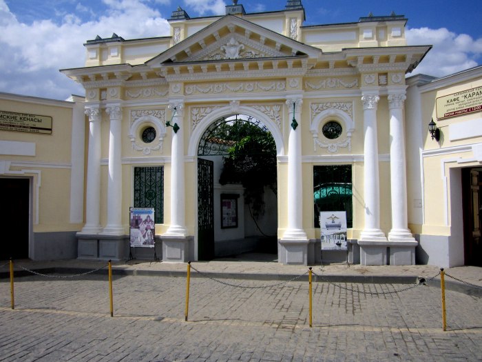 Евпатория. Караимские кенасы